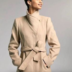 Aritzia Babaton Wool Coat XS